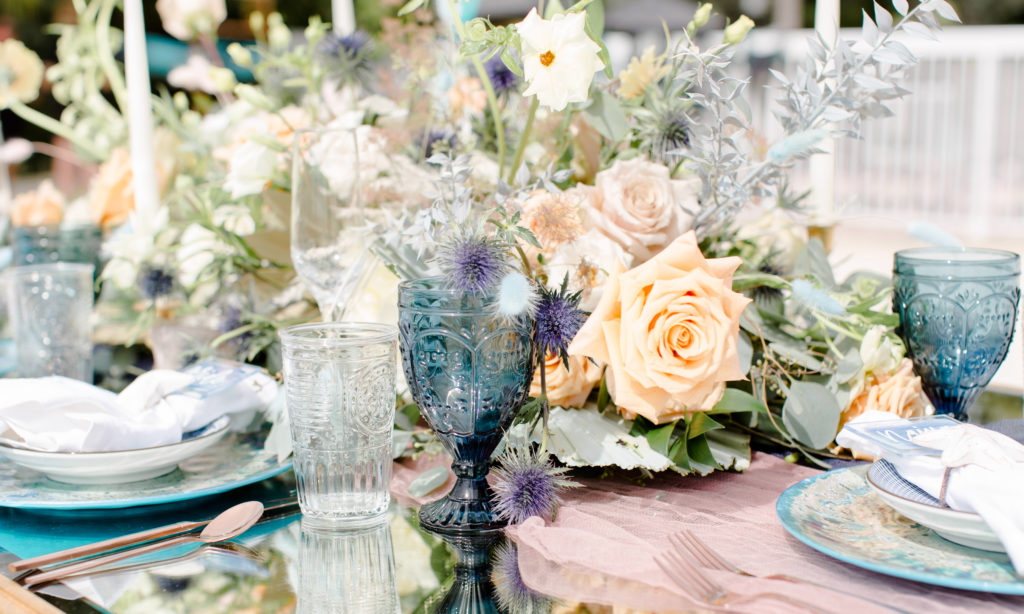 Bayside Inn Key Largo, Bayside Inn Wedding, Key Largo Wedding, Blue wedding tablescape