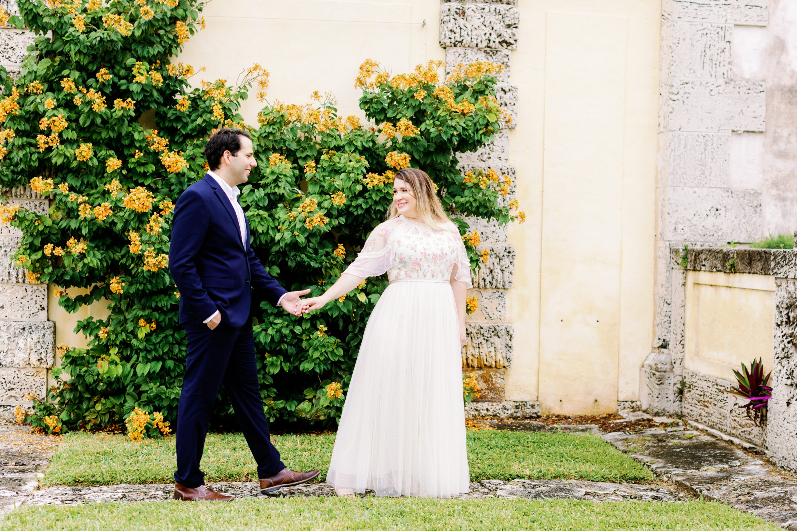 Vizcaya Museum Engagement Session, Claudia Rios Photography, Vizcaya Engagement Photographer