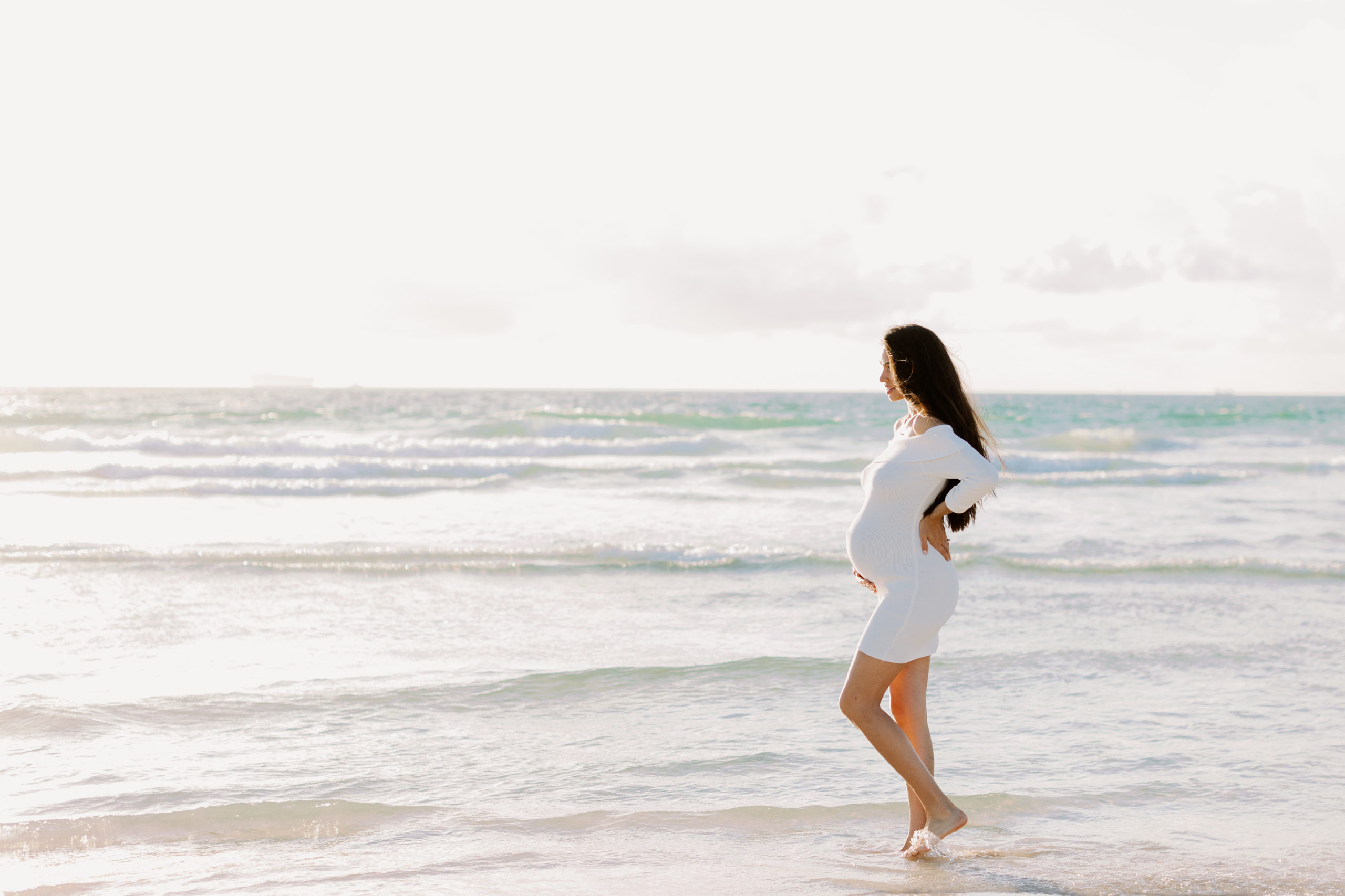 Miami Beach Maternity Photos, South Pointe Park Maternity Session, Miami Maternity Photographer, Claudia Rios Photography