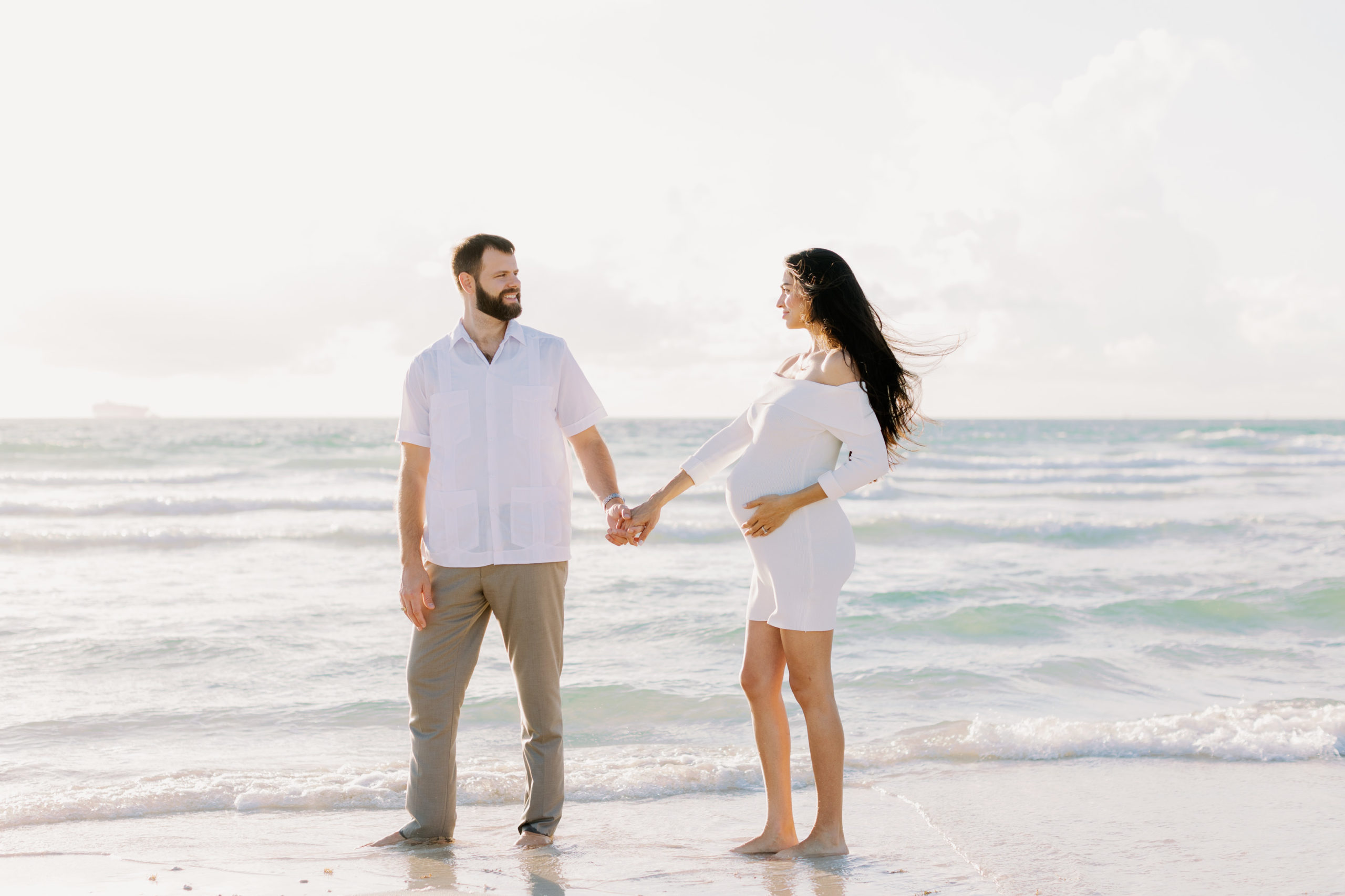 Miami Beach Maternity Photos, South Pointe Park Maternity Session, Miami Maternity Photographer, Claudia Rios Photography