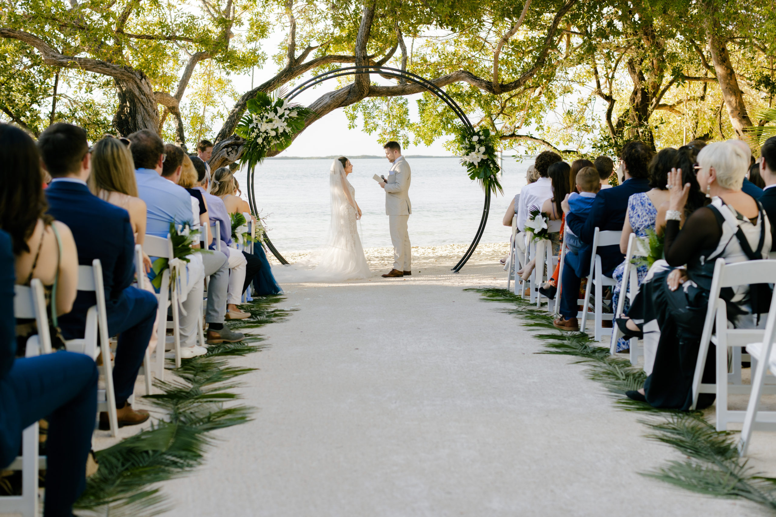 Baker's Cay Resort Wedding, Key Largo Wedding Photographer, Islamorada Wedding Photographer, Claudia Rios Photography