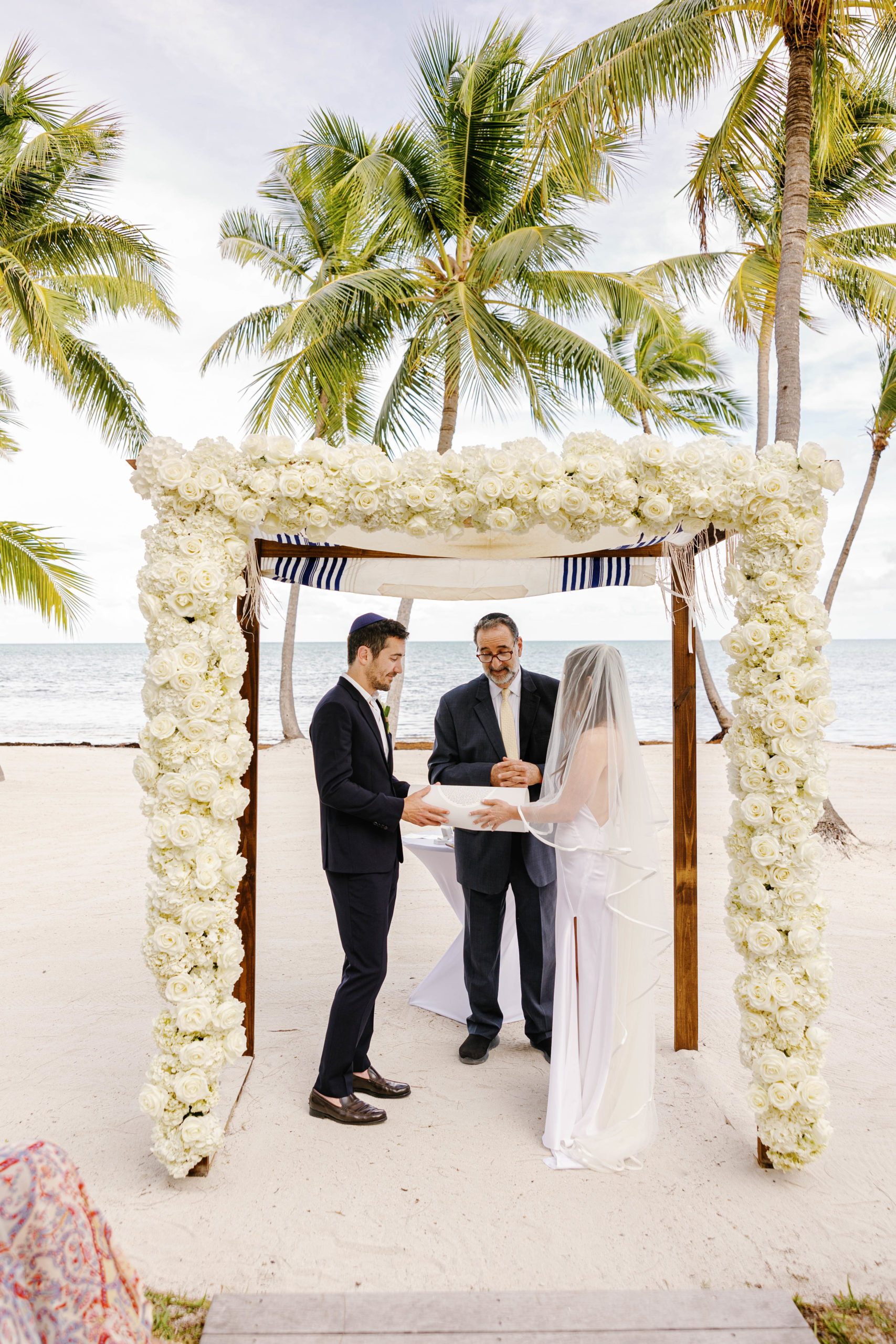 Cheeca Lodge Wedding, Cheeca Lodge Wedding at Casitas, Islamorada Wedding Photographer, Claudia Rios Photography