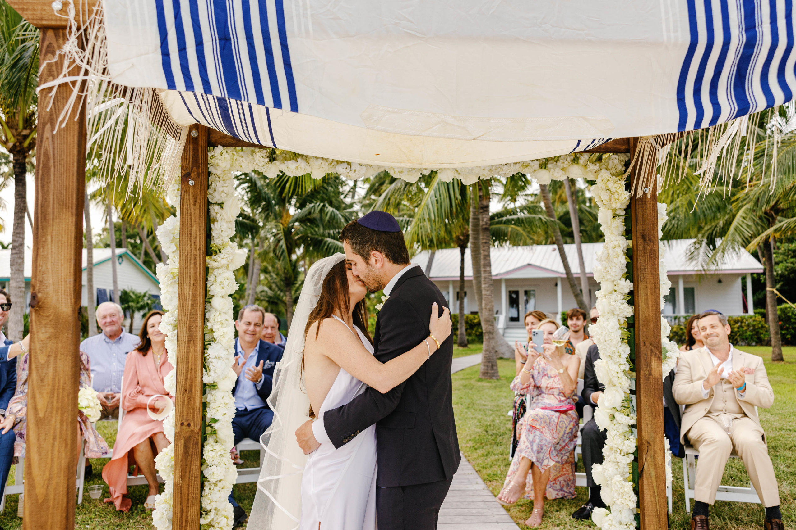 Cheeca Lodge Wedding, Cheeca Lodge Wedding at Casitas, Islamorada Wedding Photographer, Claudia Rios Photography