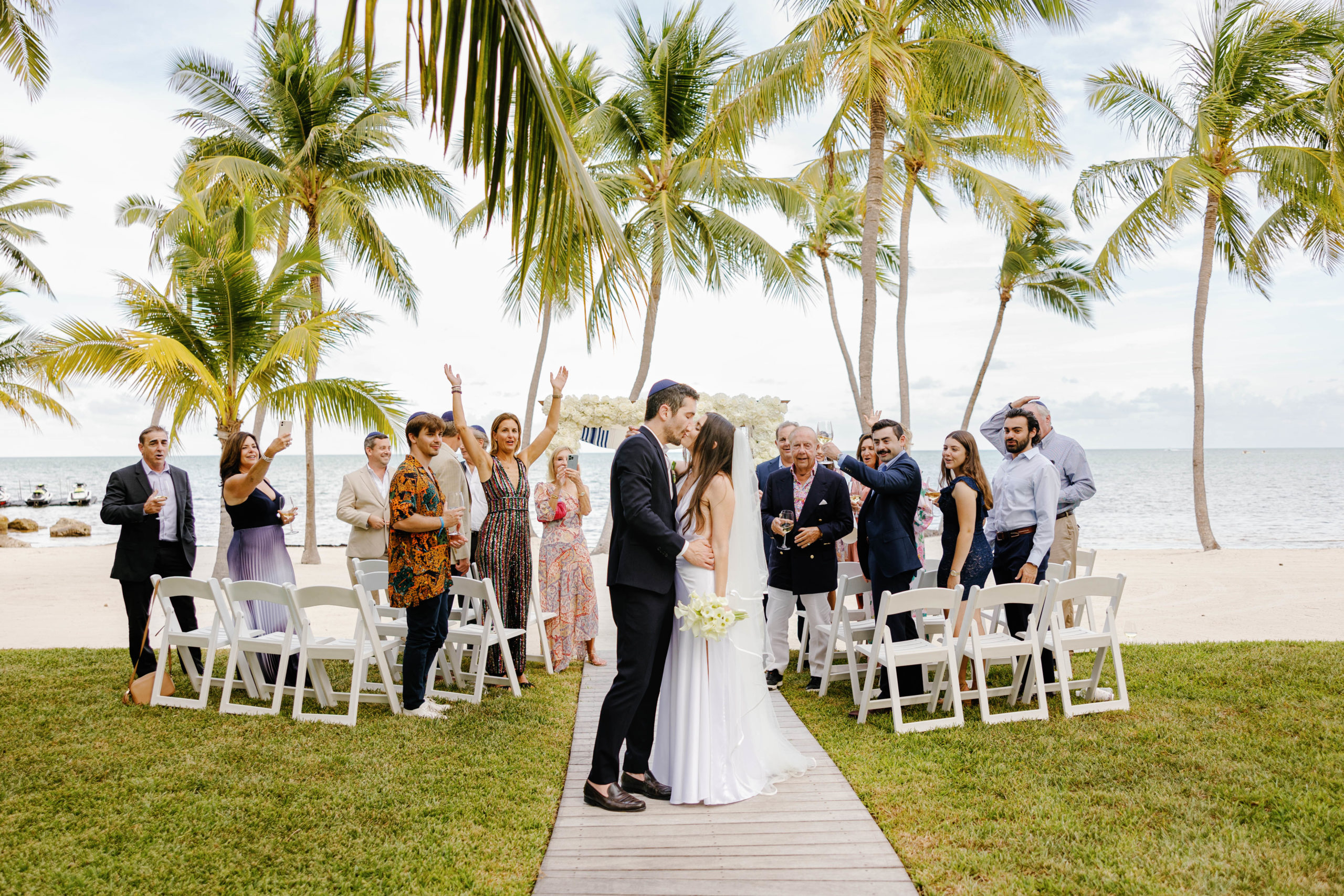 Cheeca Lodge Wedding, Cheeca Lodge Wedding at Casitas, Islamorada Wedding Photographer, Claudia Rios Photography