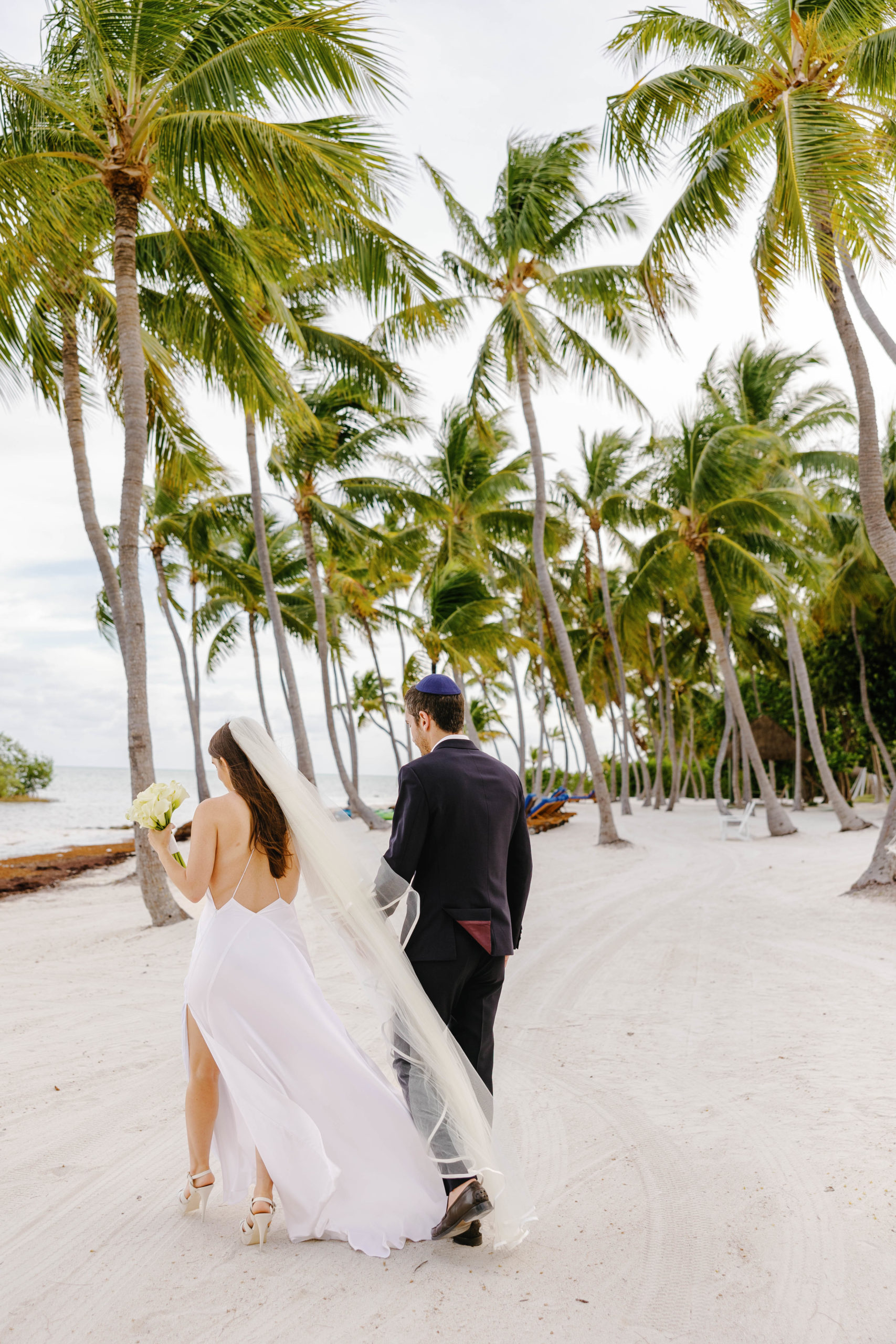 Cheeca Lodge Wedding, Cheeca Lodge Wedding at Casitas, Islamorada Wedding Photographer, Claudia Rios Photography