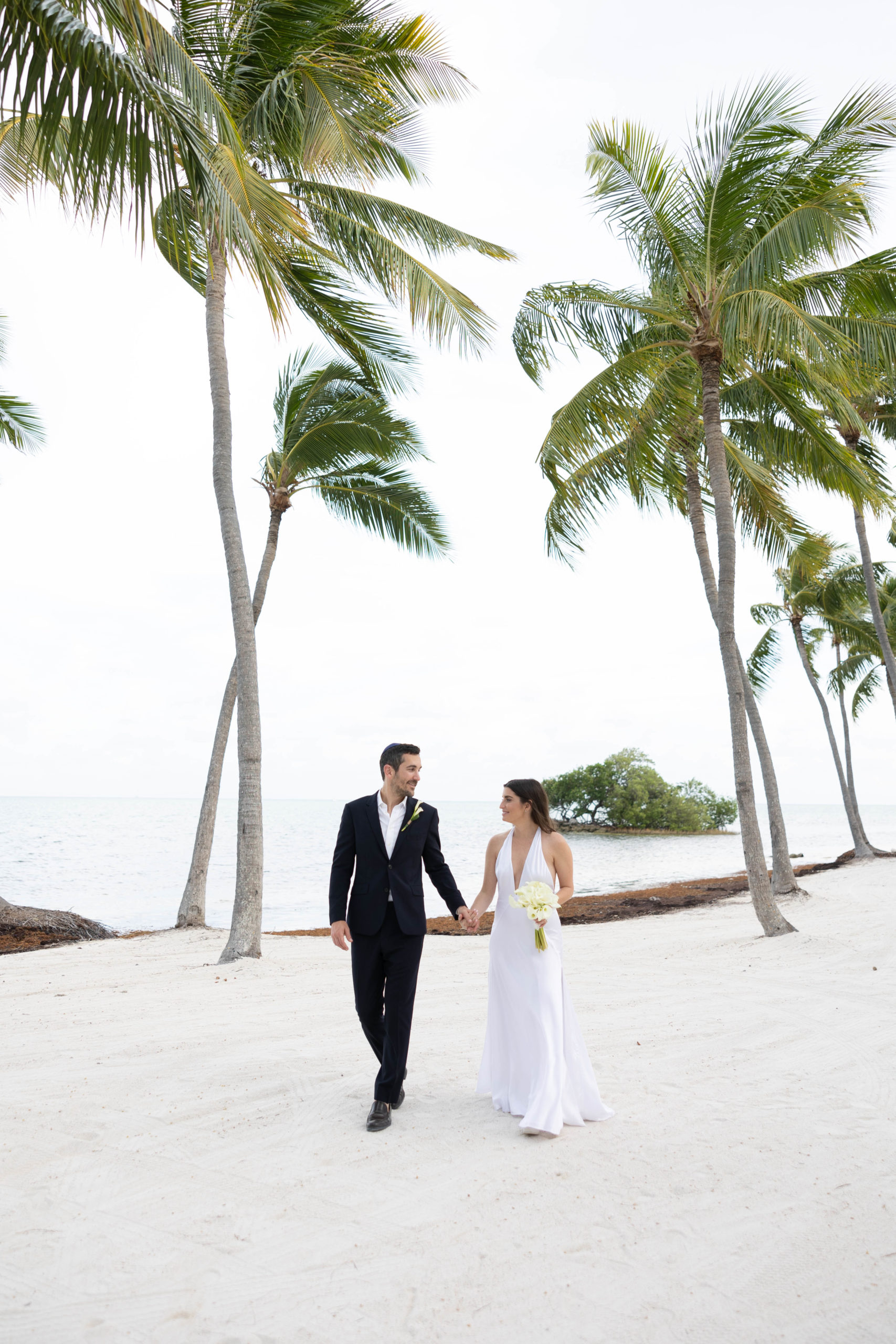 Cheeca Lodge Wedding, Cheeca Lodge Wedding at Casitas, Islamorada Wedding Photographer, Claudia Rios Photography