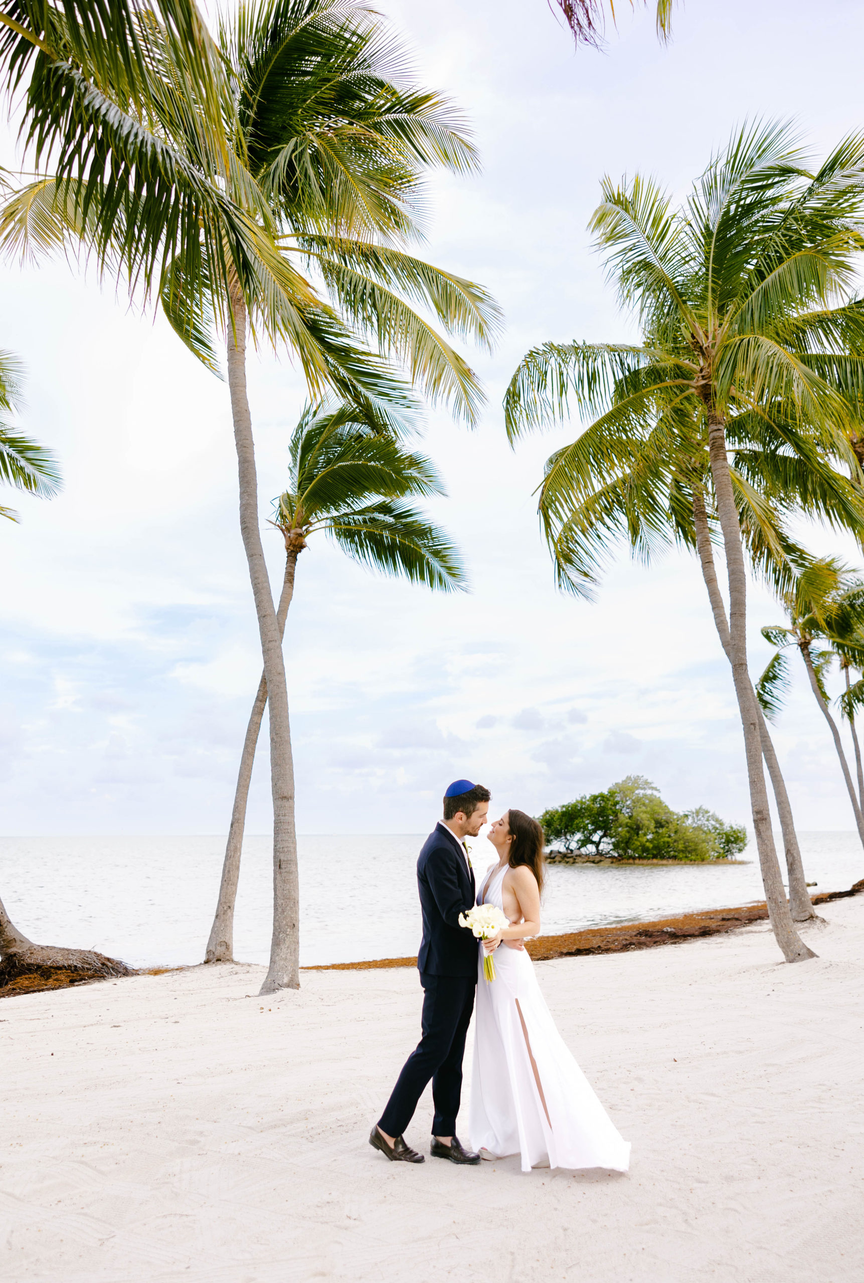 Cheeca Lodge Wedding, Cheeca Lodge Wedding at Casitas, Islamorada Wedding Photographer, Claudia Rios Photography