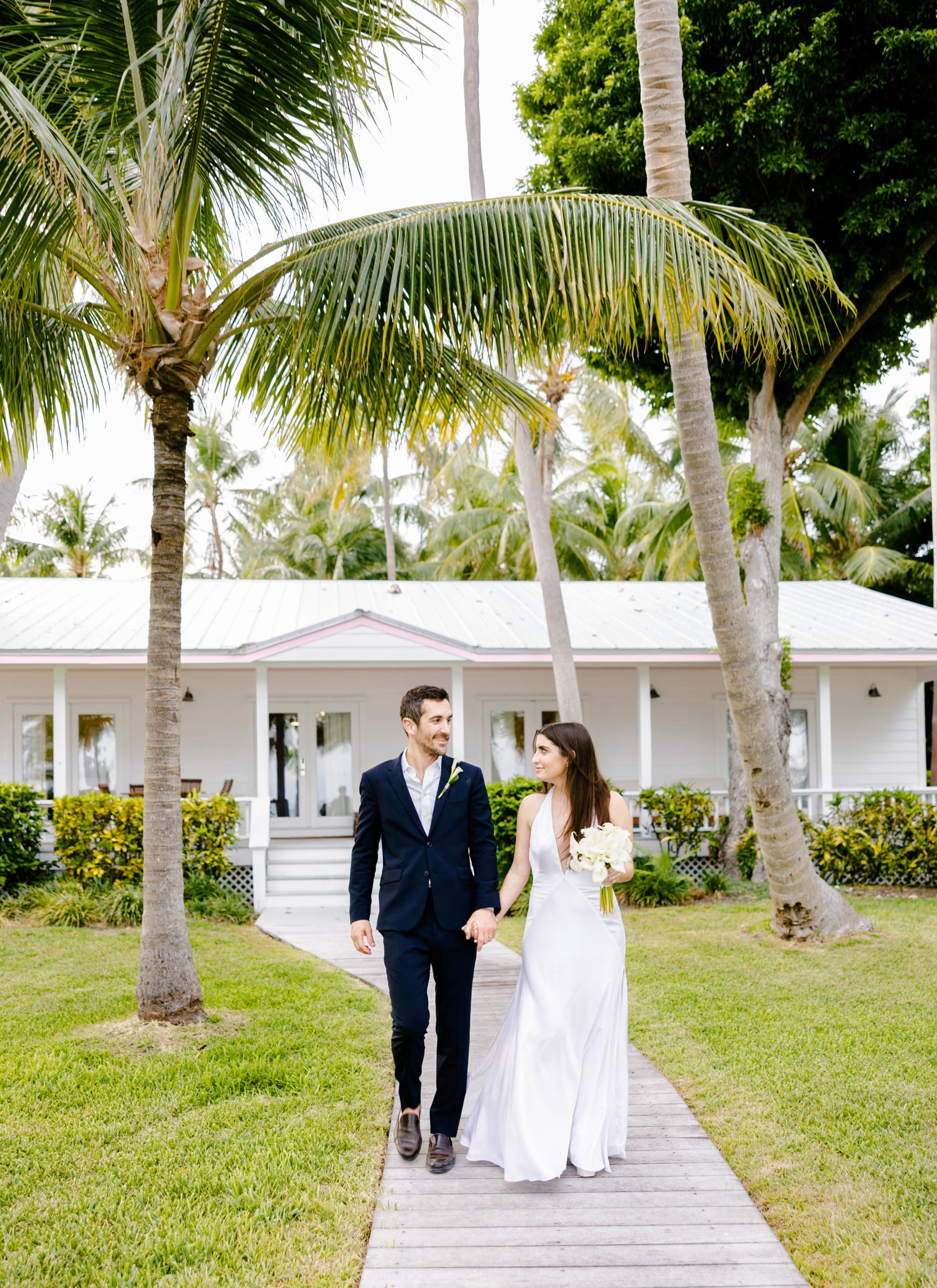 Cheeca Lodge Wedding, Cheeca Lodge Wedding at Casitas, Islamorada Wedding Photographer, Claudia Rios Photography