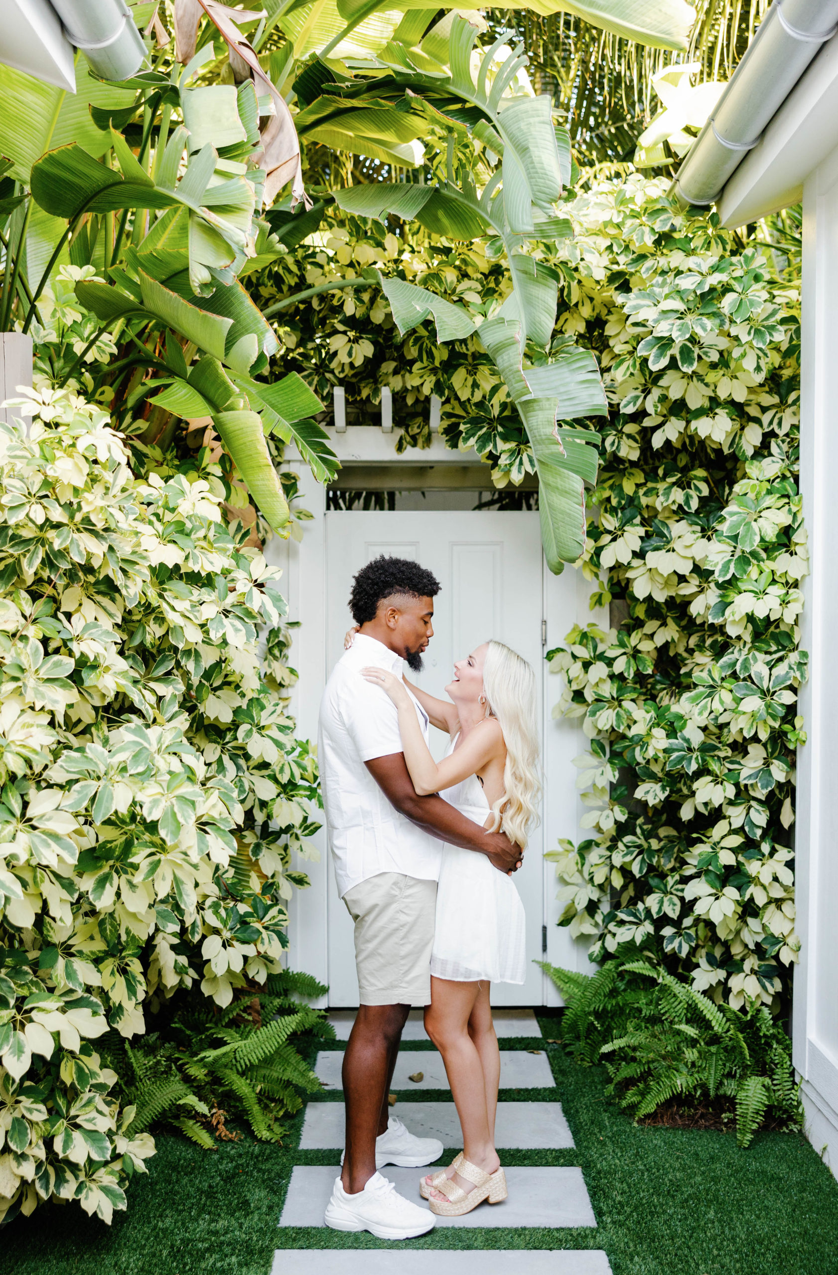 Bungalows Key Largo Engagement Photos, Islamorada Engagement Photographer, Key Largo Engagement Photographer, Claudia Rios Photography