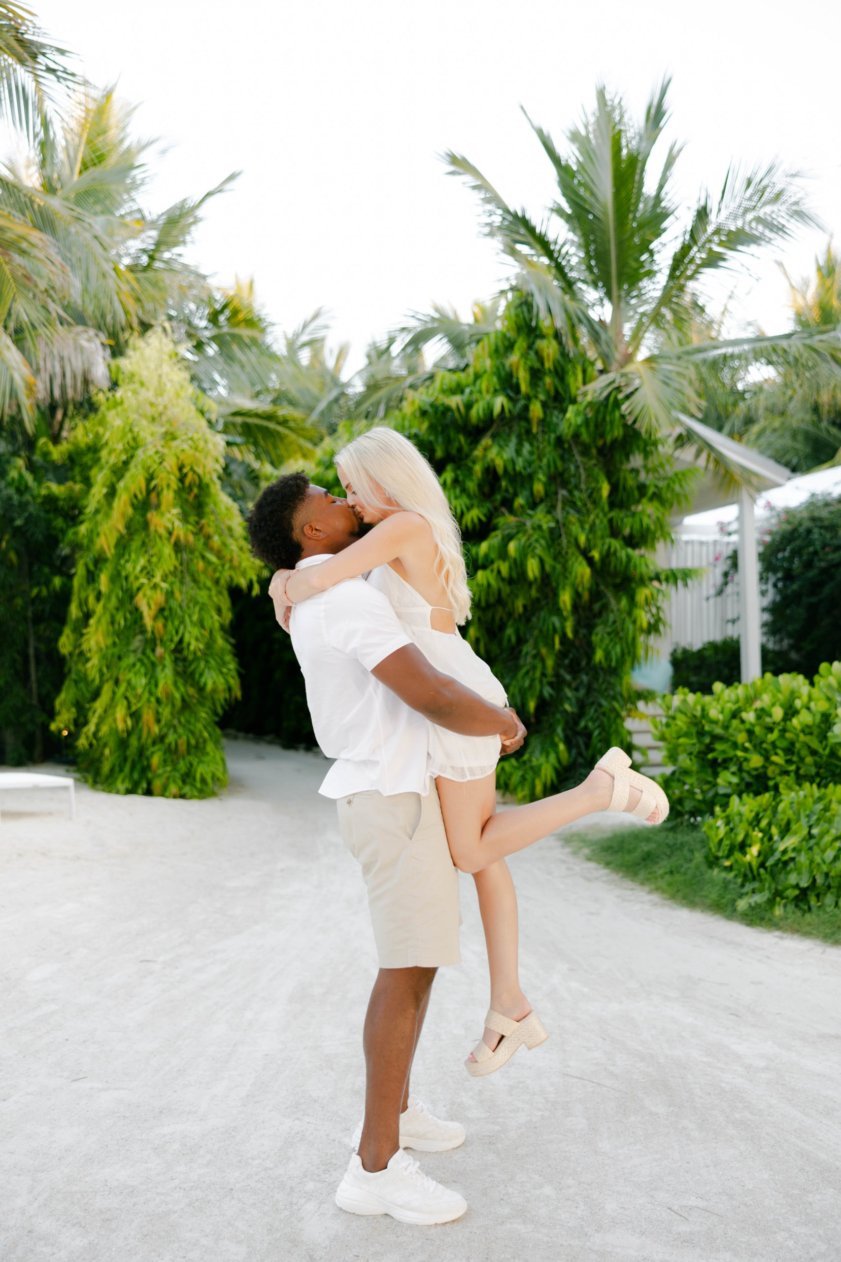 Bungalows Key Largo Engagement Photos, Islamorada Engagement Photographer, Key Largo Engagement Photographer, Claudia Rios Photography