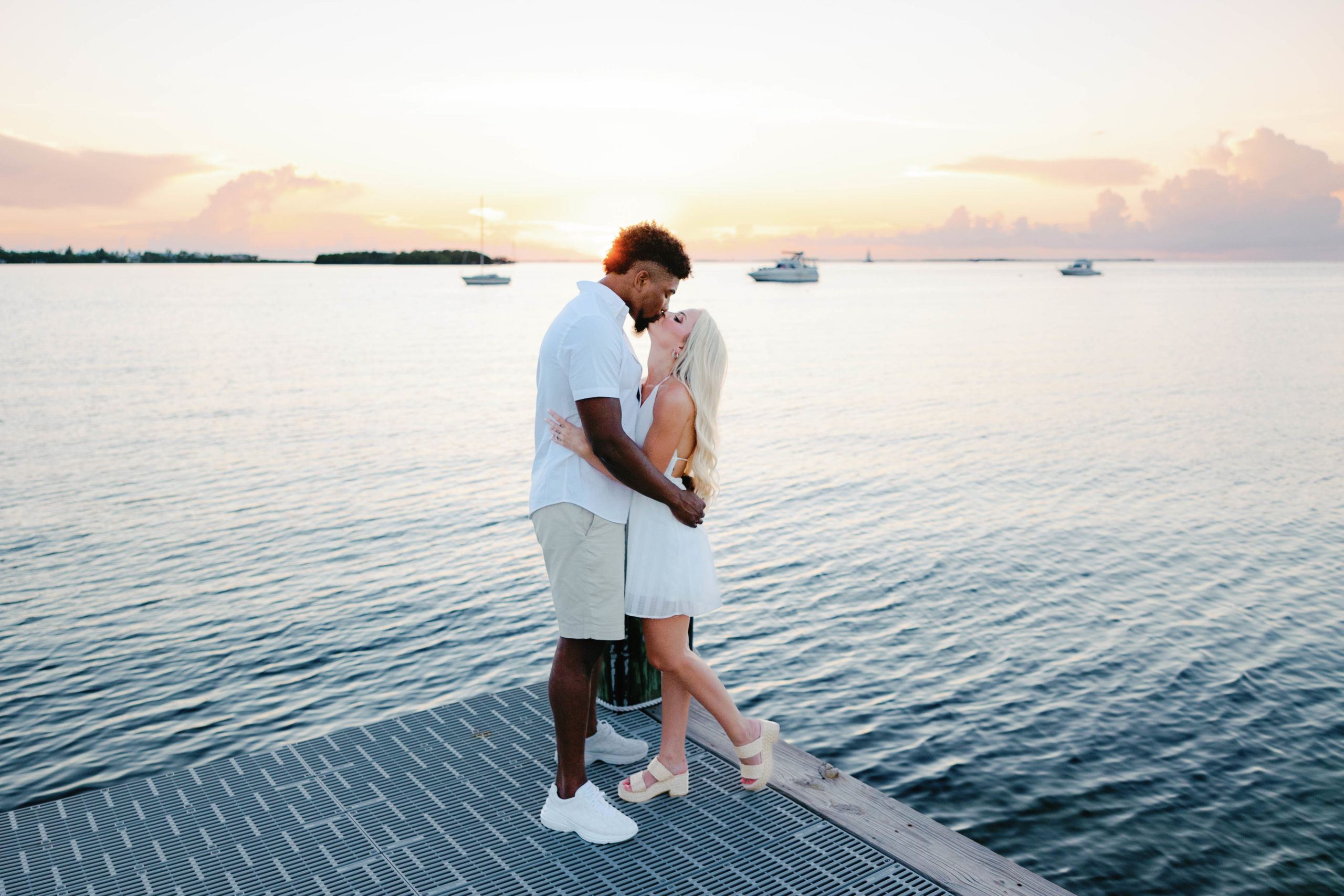 Bungalows Key Largo Engagement Photos, Islamorada Engagement Photographer, Key Largo Engagement Photographer, Claudia Rios Photography