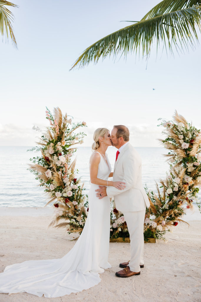 Amara Cay Resort Wedding, Islamorada Wedding Venue, Islamorada Wedding Photographer, Claudia Rios Photography